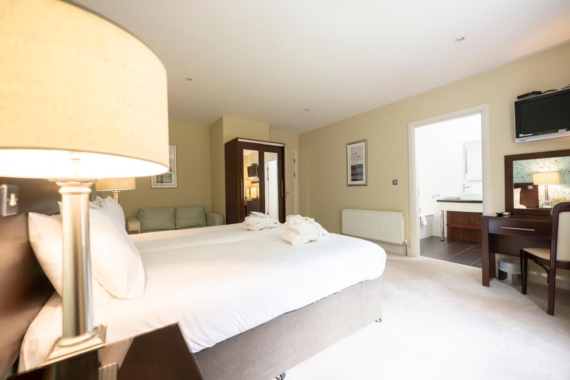 Kenmare Bay Hotel Lodges Killarney Ngoại thất bức ảnh