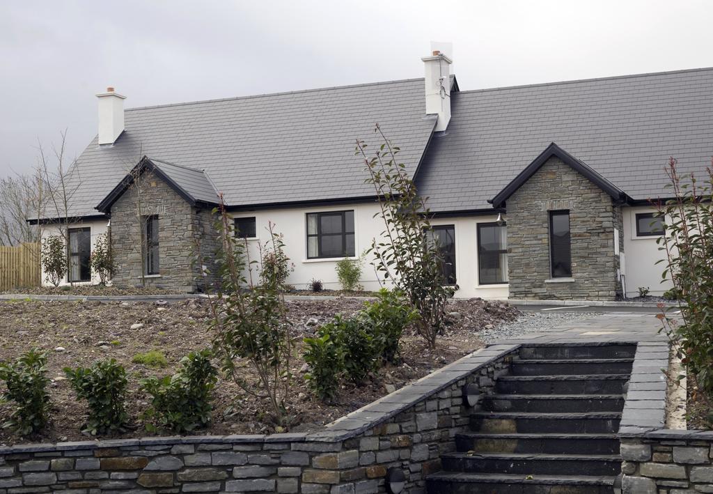 Kenmare Bay Hotel Lodges Killarney Ngoại thất bức ảnh